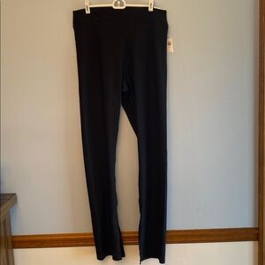 NWT Old Navy Women’s Powersoft TALL Flare Split Leggings